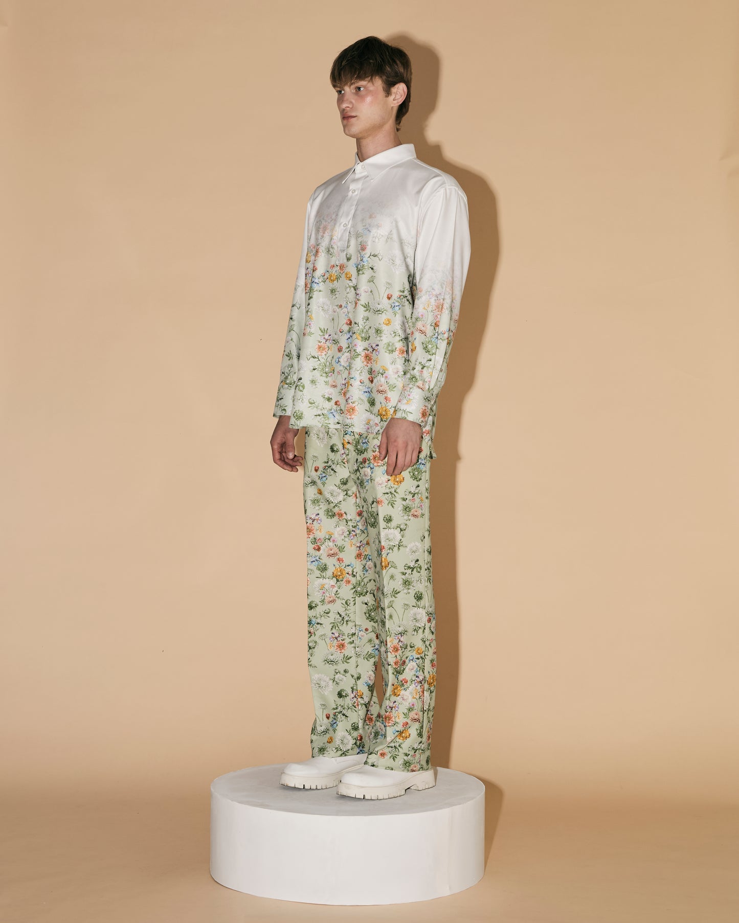 Anuruq FLORAL Pants