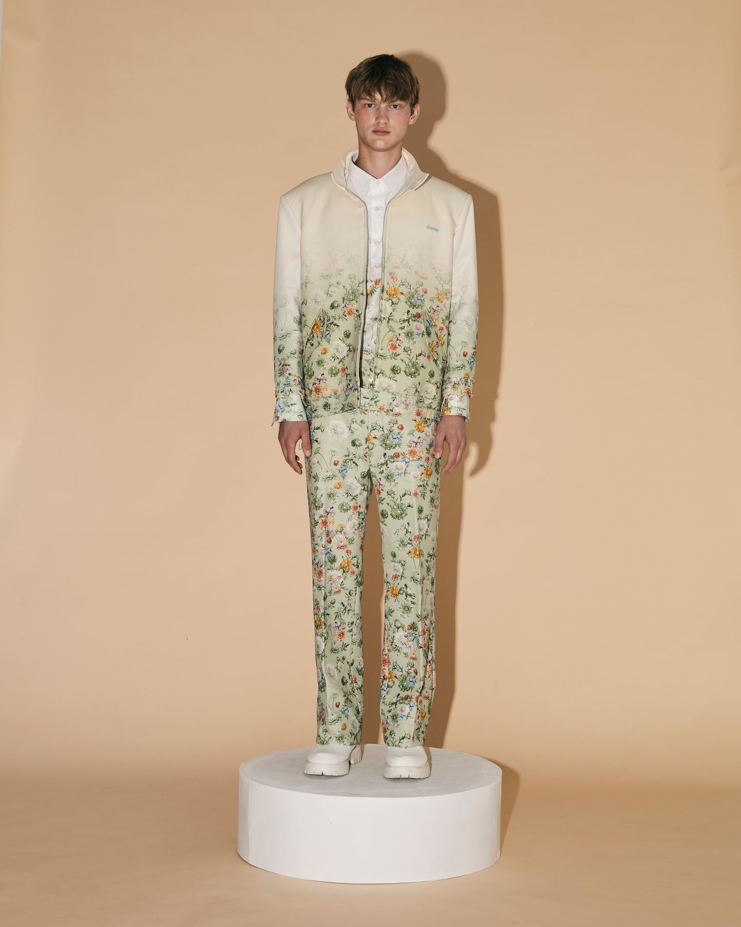 Anuruq GREEN FLORAL GRADATION JACKET