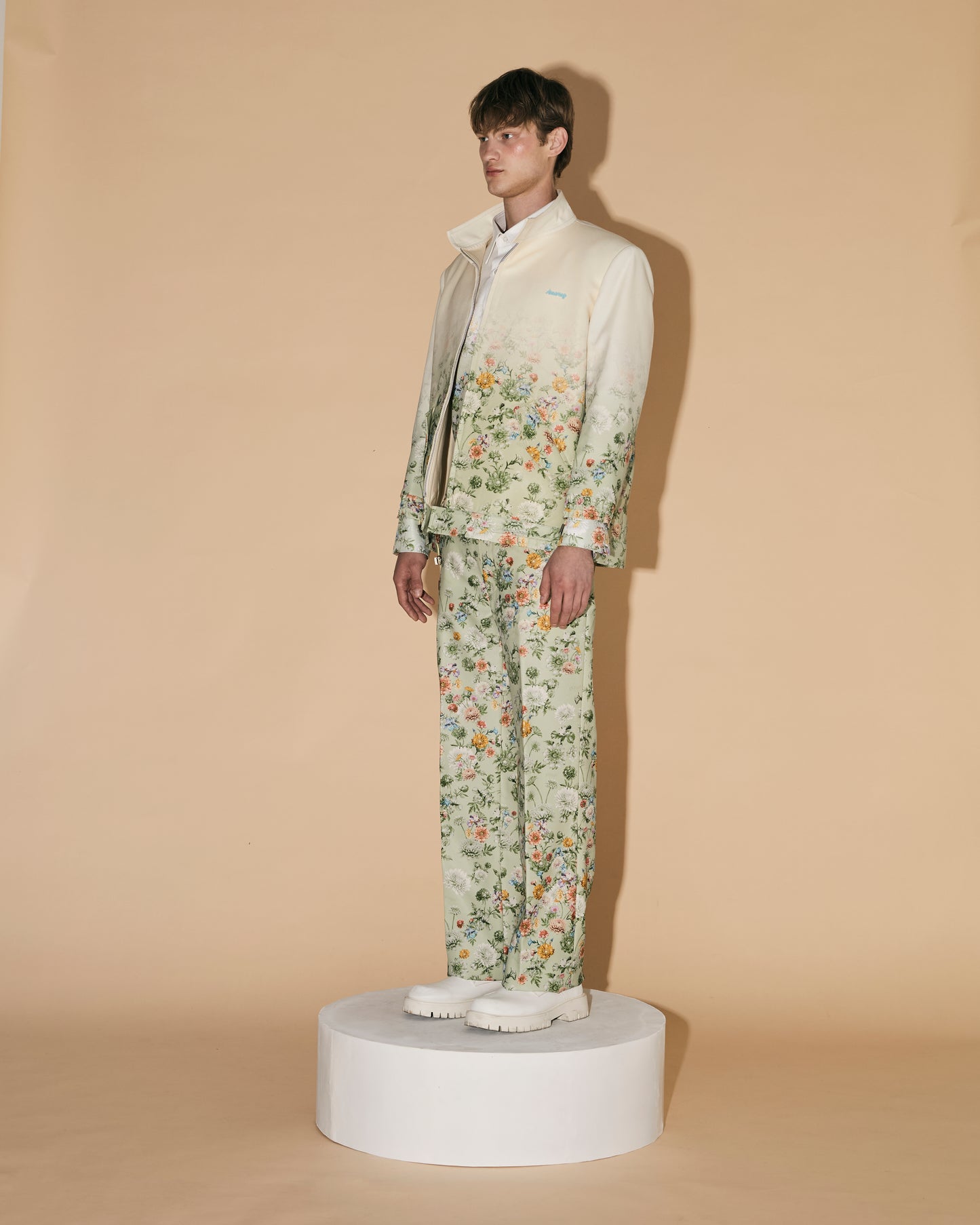 Anuruq GREEN FLORAL GRADATION JACKET
