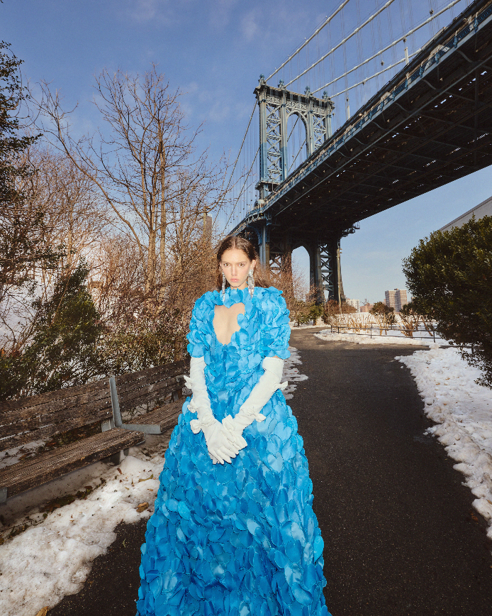 Landmee 3D Heart-Sculptured Cloud Gown