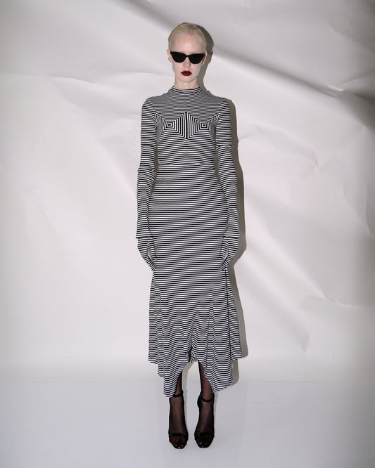 VICKTEERUT Knit Dress with Integrated Gloves